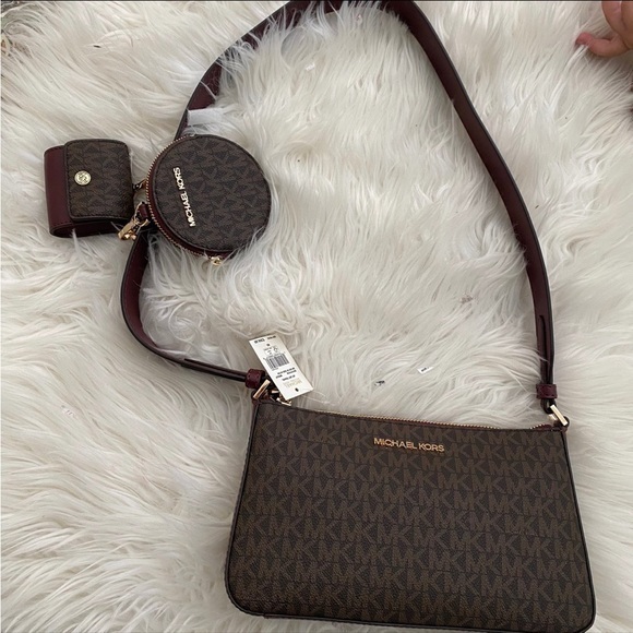 New MICHAEL KORS JET SET TRAVEL SMALL SHOULDER CROSSBODY BAG WITH TECH ATTACHED - Picture 8 of 9